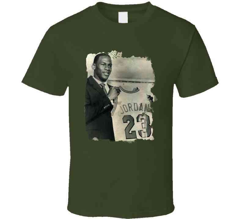 Michael Jordan Draft Photo Vintage Look Cool T Shirt